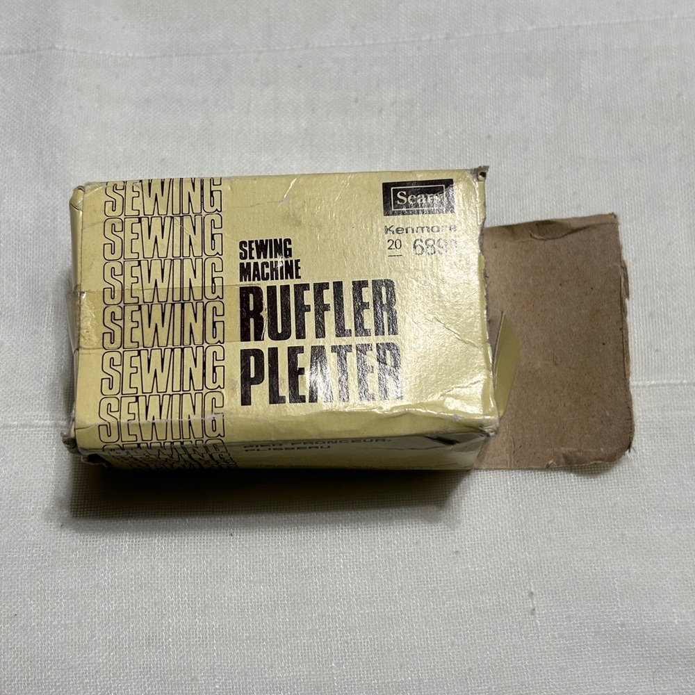 Sears Kenmore Sewing Machine Ruffle Pleater Attachment